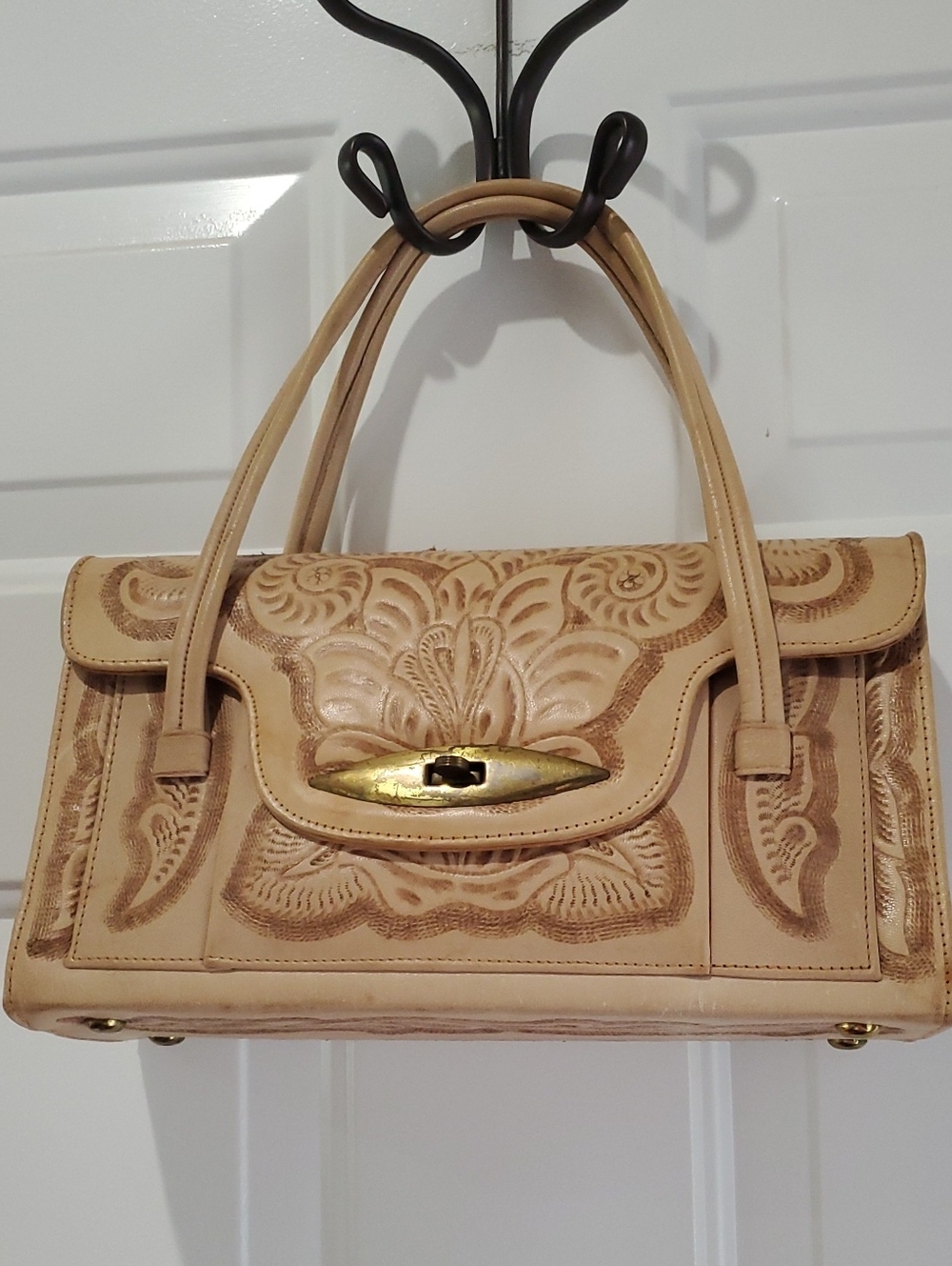 Vintage 60's Handcrafted Tooled Leather Satchel Handbag in Beige